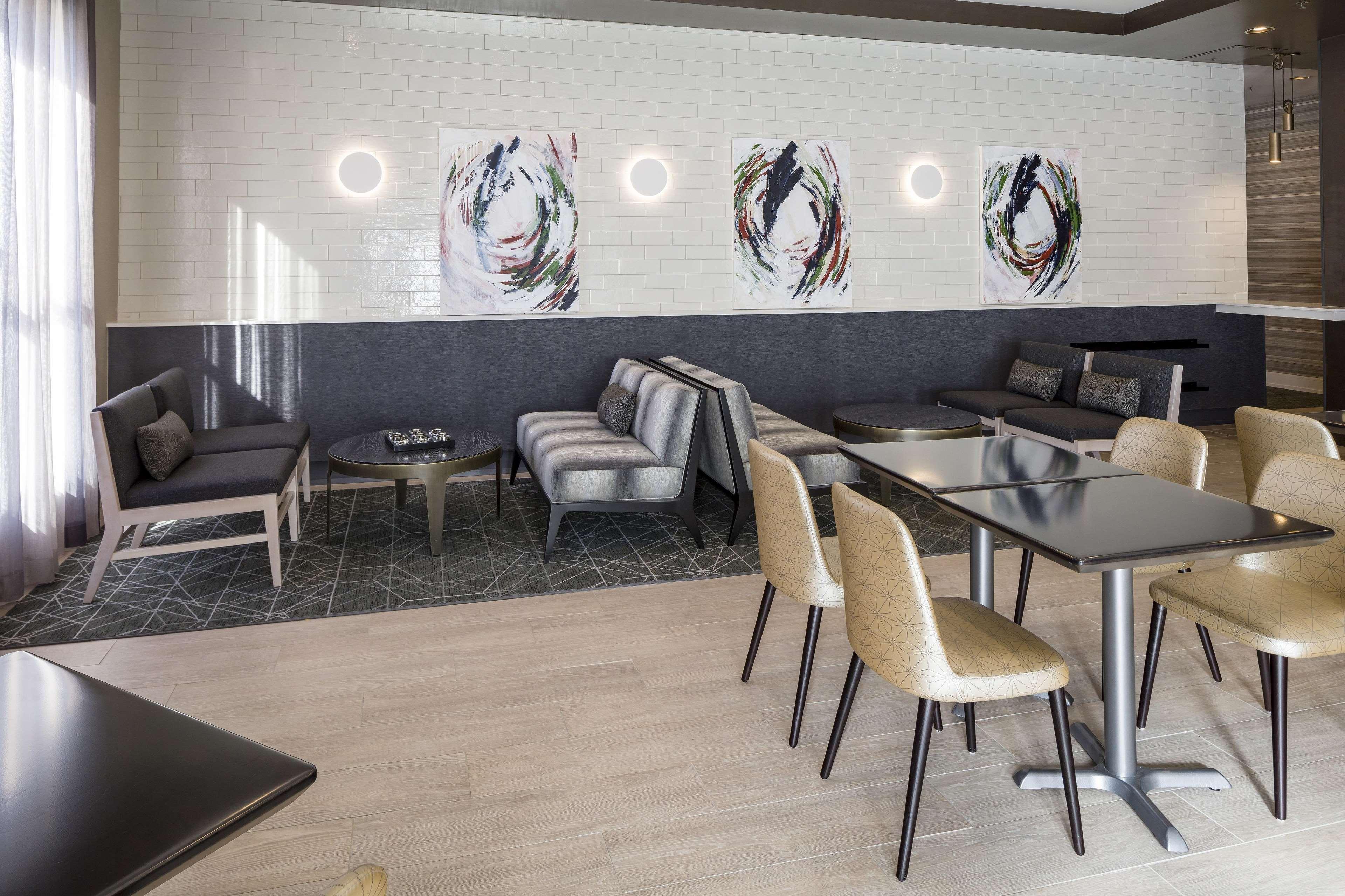 Hotel Doubletree By Hilton Boston Logan Airport Chelsea Udogodnienia zdjęcie