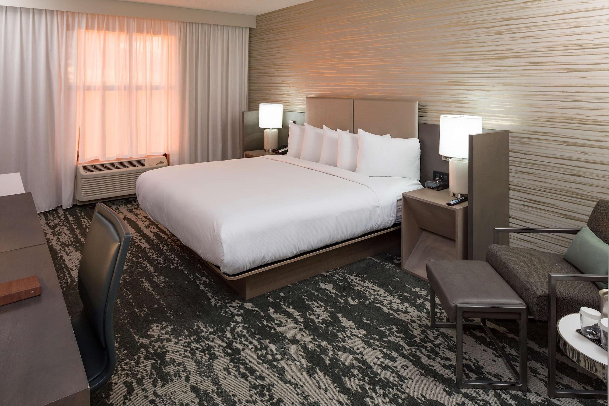 Hotel Doubletree By Hilton Boston Logan Airport Chelsea Zewnętrze zdjęcie