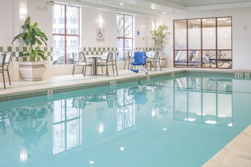 Hotel Doubletree By Hilton Boston Logan Airport Chelsea Zewnętrze zdjęcie