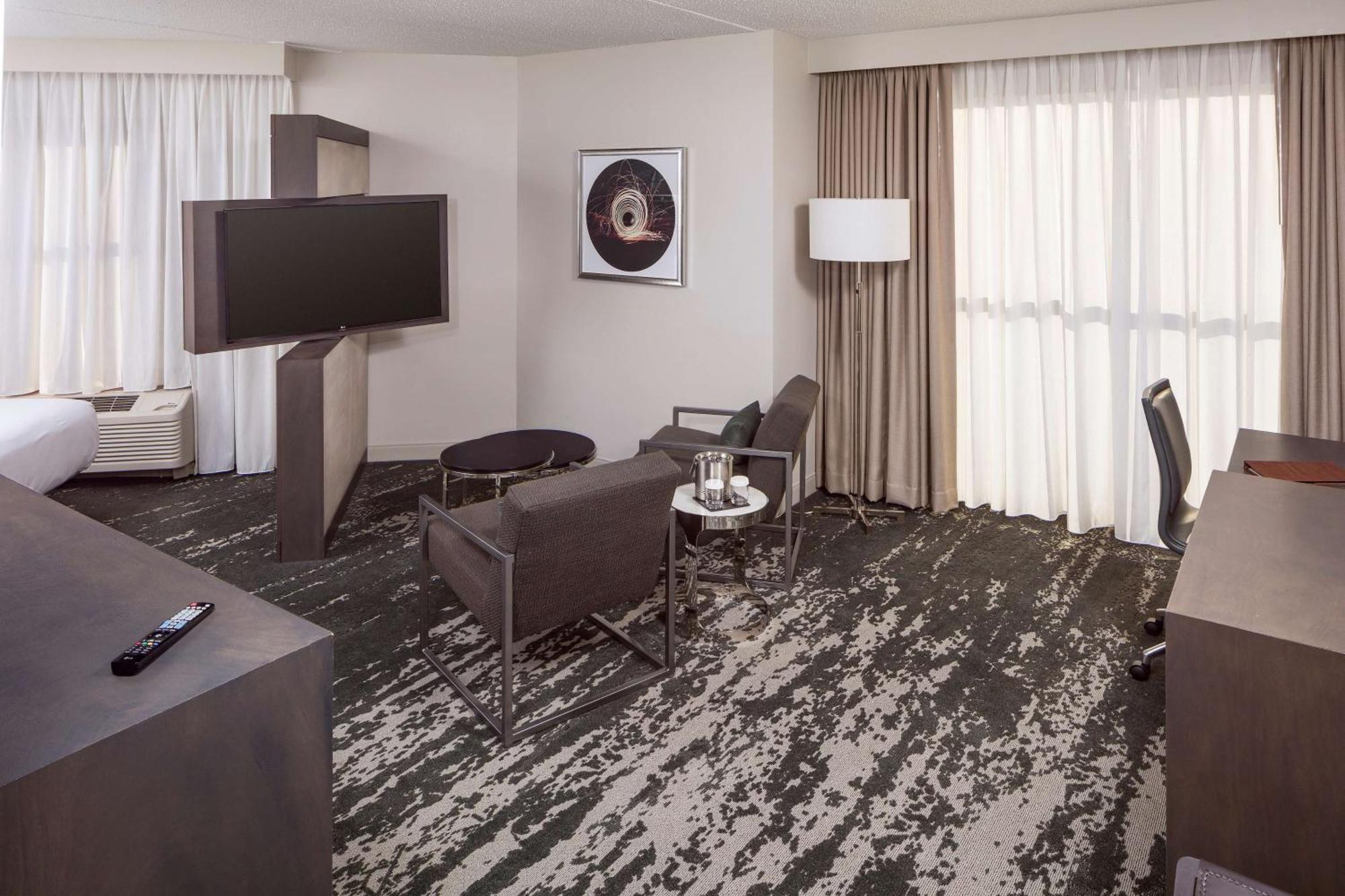 Hotel Doubletree By Hilton Boston Logan Airport Chelsea Zewnętrze zdjęcie