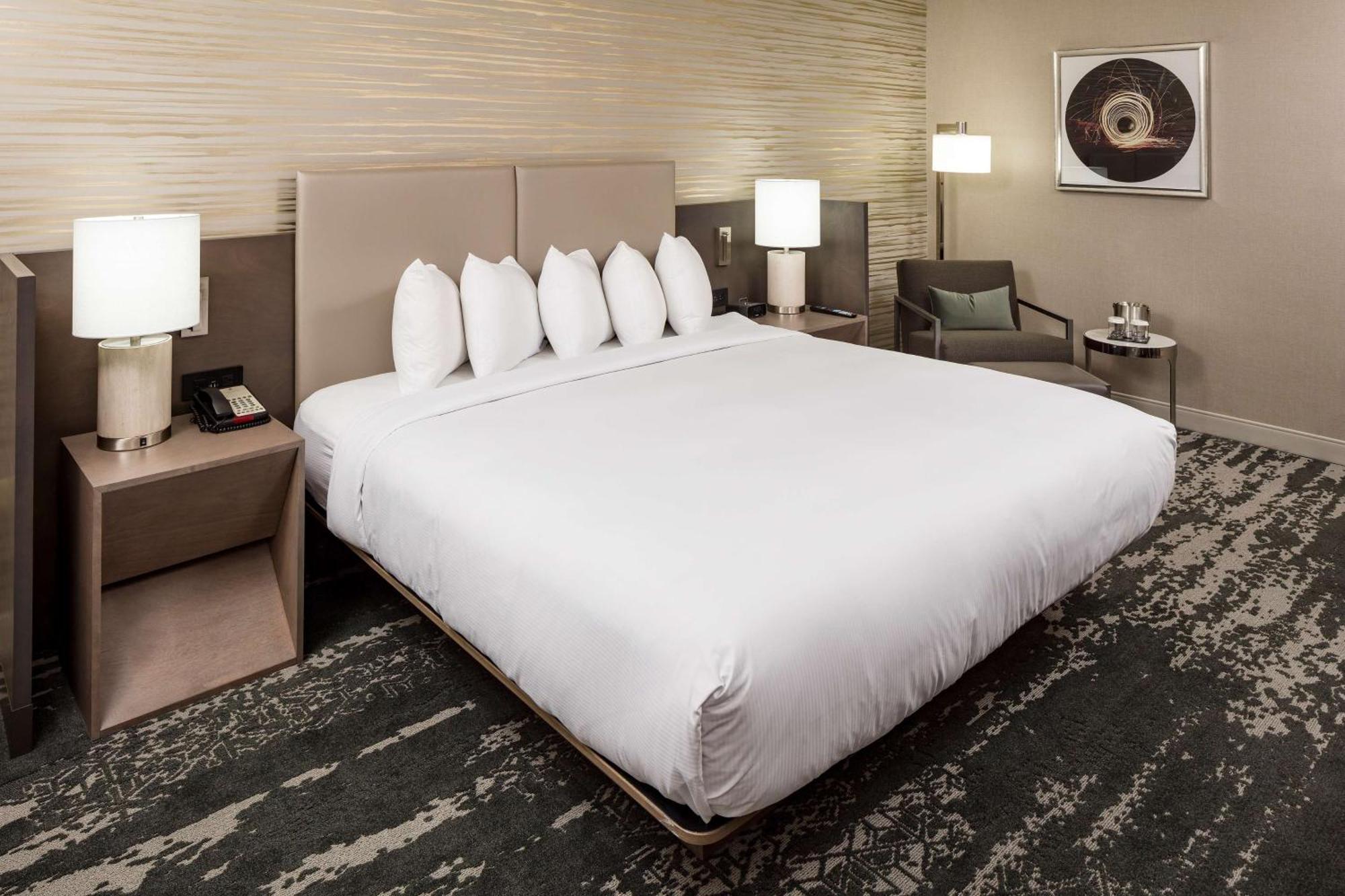 Hotel Doubletree By Hilton Boston Logan Airport Chelsea Zewnętrze zdjęcie